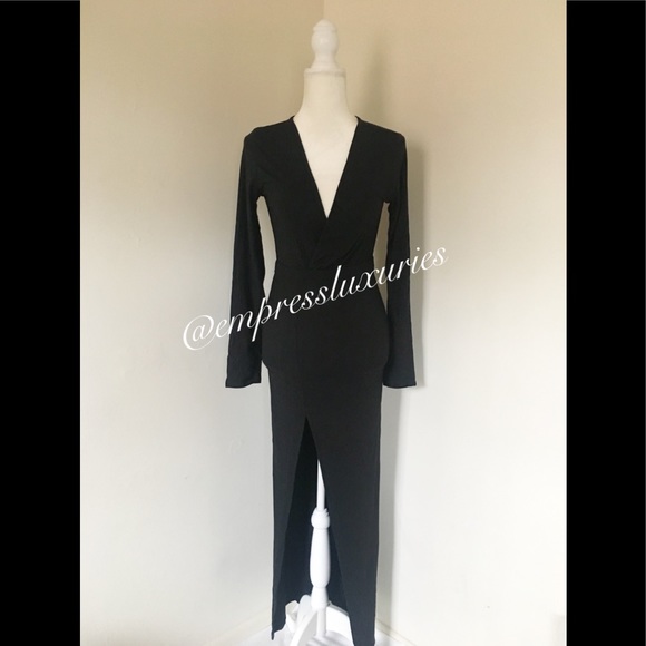 Long Sleeve Maxi Dress✨✨ - Picture 2 of 5